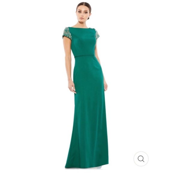 Mac Duggal Green Maxi Dress Elegant Flowing Silhouette - Picture 2 of 10